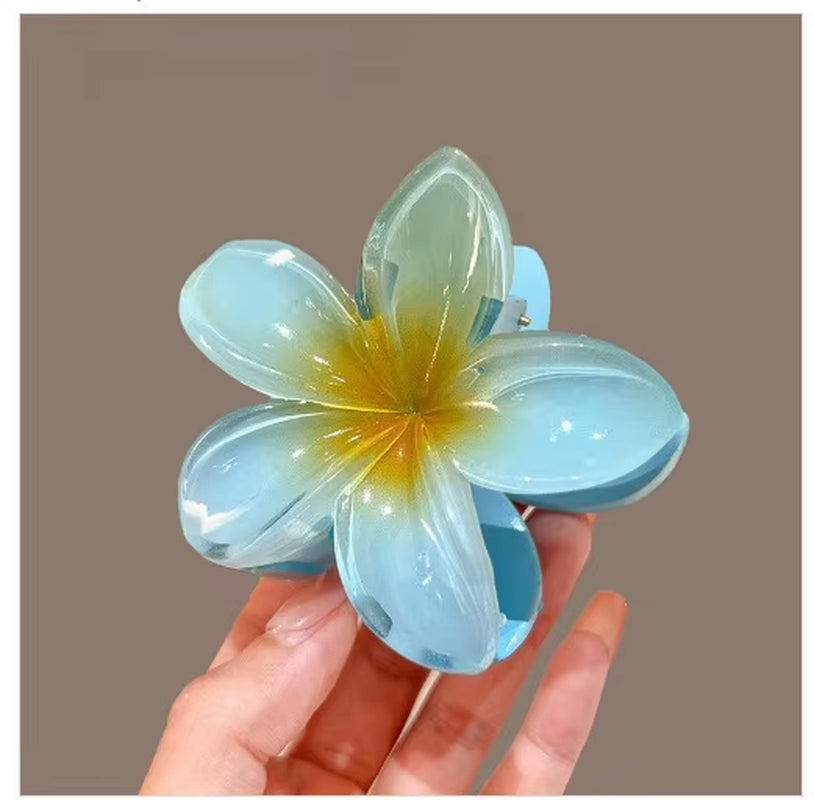 Elevate Your Style with Our New Hawaiian Gradient Flower Hair Clips - Perfect for Beach Vacations!