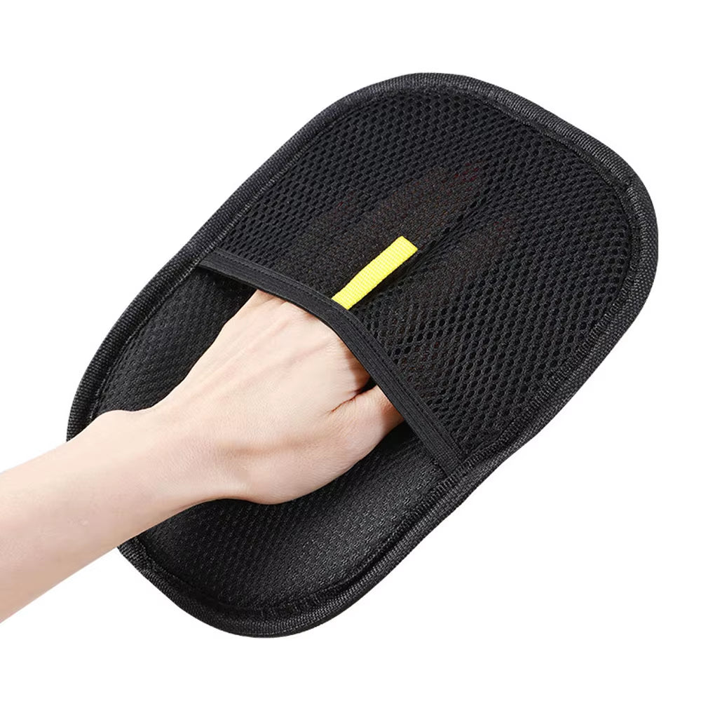 Transform Your Home with Pet Grooming Gloves - The Ultimate Hair Remover for Dogs and Cats!